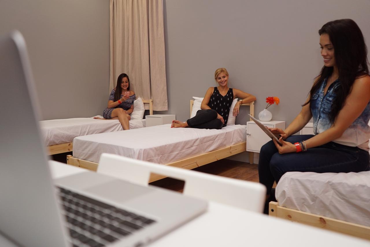 Cozzystay Accommodation Perth Extérieur photo